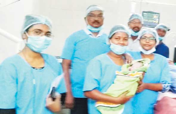 पत्थलगांव को मिली बड़ी उपलब्धि: सामुदायिक स्वास्थ्य केंद्र में हुआ सिजेरियन ऑपरेशन