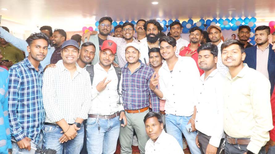 छत्तीसगढ़ यूट्यूबर एसो. के निर्विरोध प्रदेश अध्यक्ष बने कौशल गोस्वामी छत्तीसगढ़ यूट्यूबर एसो. के निर्विरोध प्रदेश अध्यक्ष बने कौशल गोस्वामी