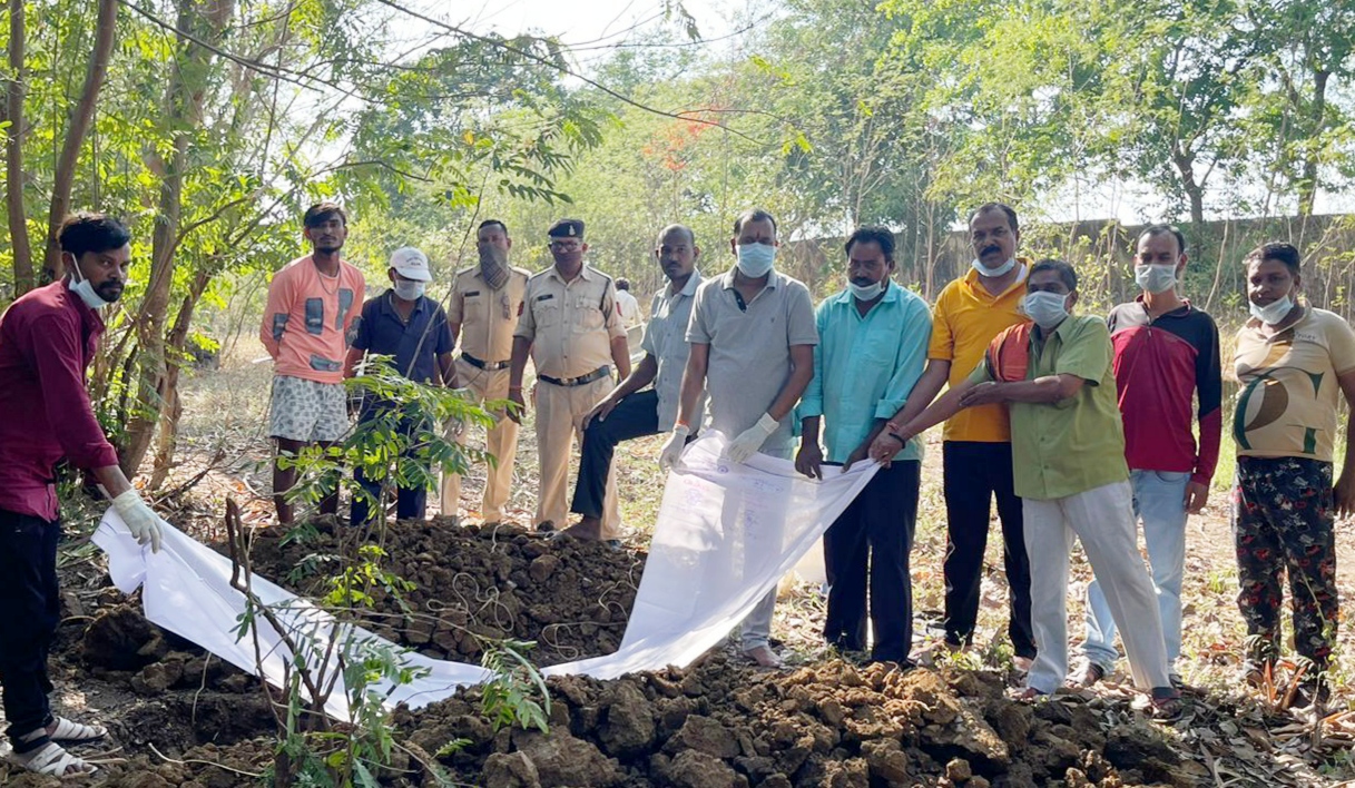 बोल बम समिति ने दी 68वीं लवारिस लाश को सद्गति