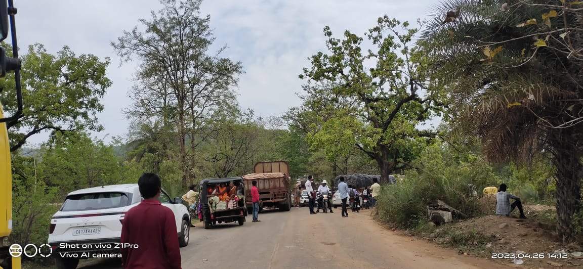 15 घंटे बाद बचेली-दंतेवाड़ा मार्ग बहाल