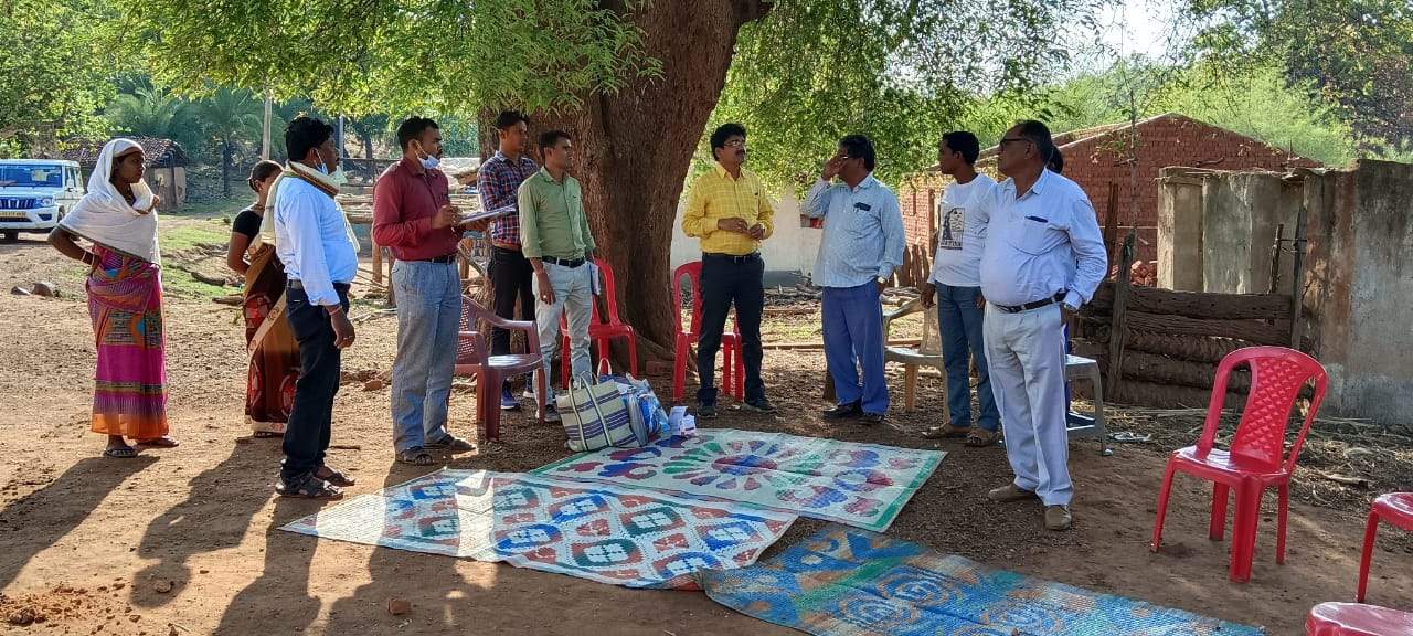 शादी में 10 को फूड पॉइजनिंग, गांव में शिविर, गंभीर मरीज भर्ती शादी में 10 को फूड पॉइजनिंग, गांव में शिविर, गंभीर मरीज भर्ती