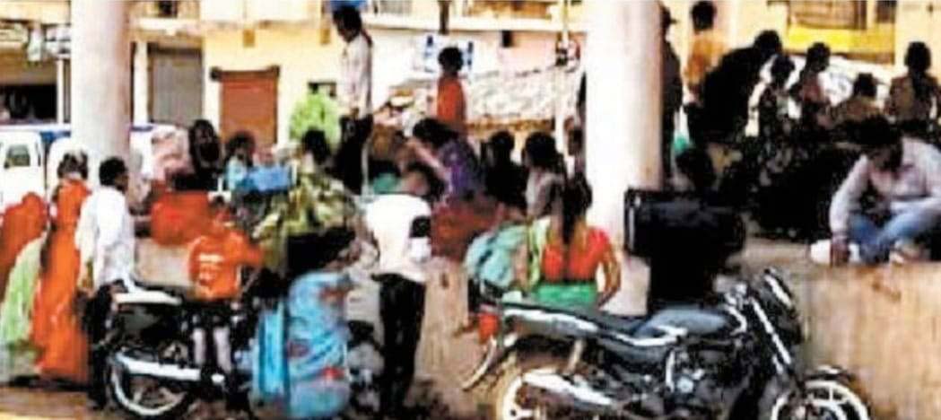 दैहान बना अवैध अंतरराज्यीय बस स्टैंड, रोजाना पहुंचती हैं बसें 