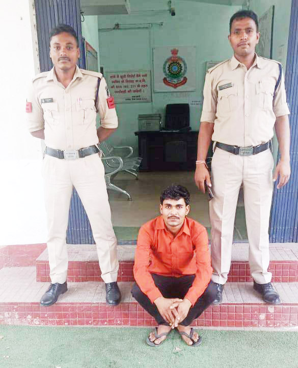 ट्रेलर वाहन में लोड 31 टन कोयले में 90 फीसदी शैल पत्थर मिलावट ट्रेलर वाहन में लोड 31 टन कोयले में 90 फीसदी शैल पत्थर मिलावट