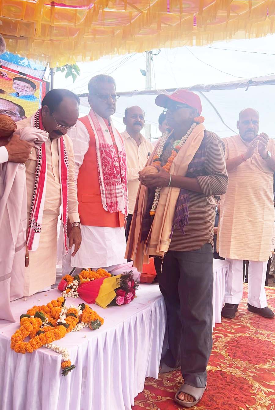 माथुर-साव भानसोज में सुनी मन की बात