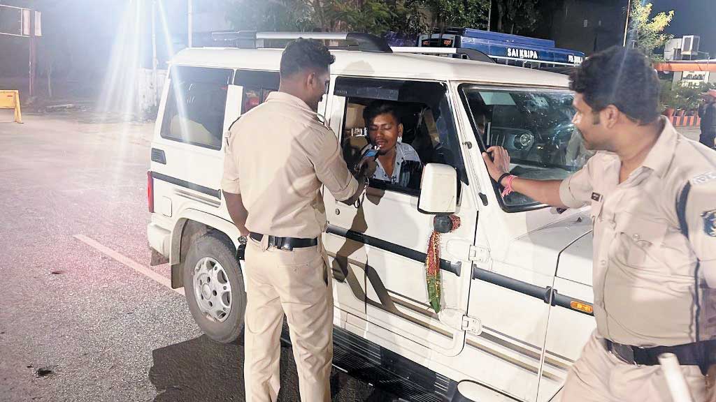 शराब पीकर ड्राइविंग करने पर 43 गाडिय़ां जब्त, 65 हजार से अधिक का लगा जुर्माना
