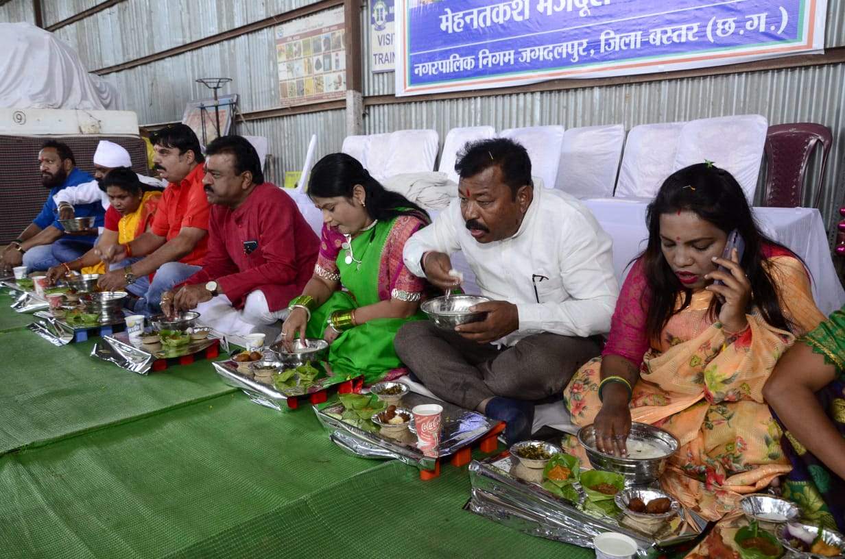 श्रमिकों को सम्मान देने के लिए मनाया जा रहा है बोरे-बासी तिहार- रेखचंद