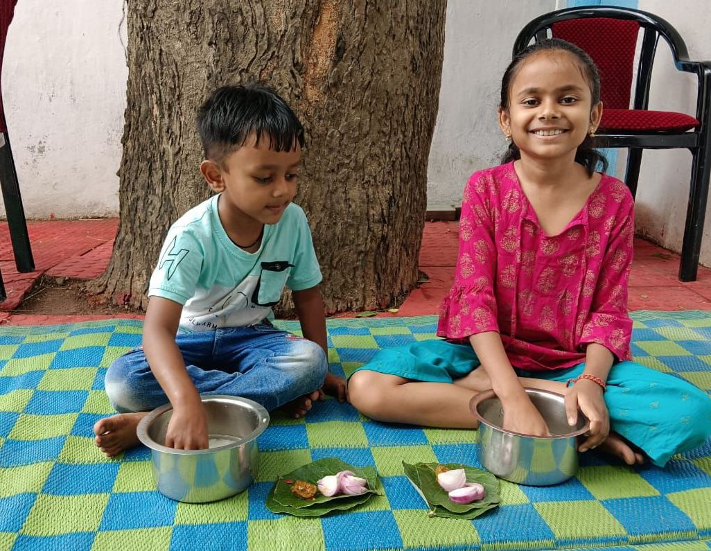 अंतरराष्ट्रीय श्रमिक दिवस के अवसर पर मनाया गया बोरे बासी त्यौहार अंतरराष्ट्रीय श्रमिक दिवस के अवसर पर मनाया गया बोरे बासी त्यौहार