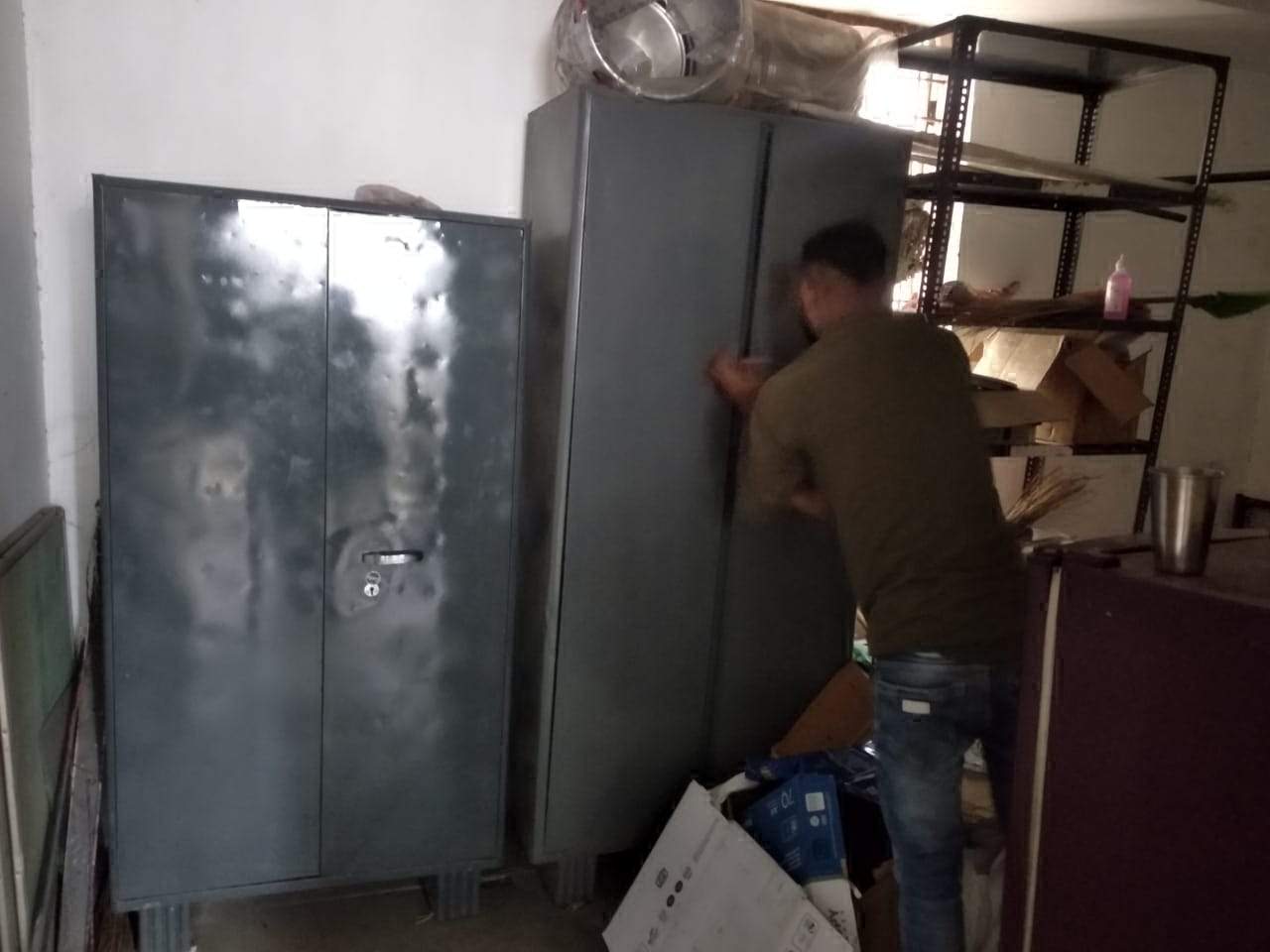 आंबा कार्यकर्ताओं के लिए आया मोबाइल परियोजना कार्यालय से गायब