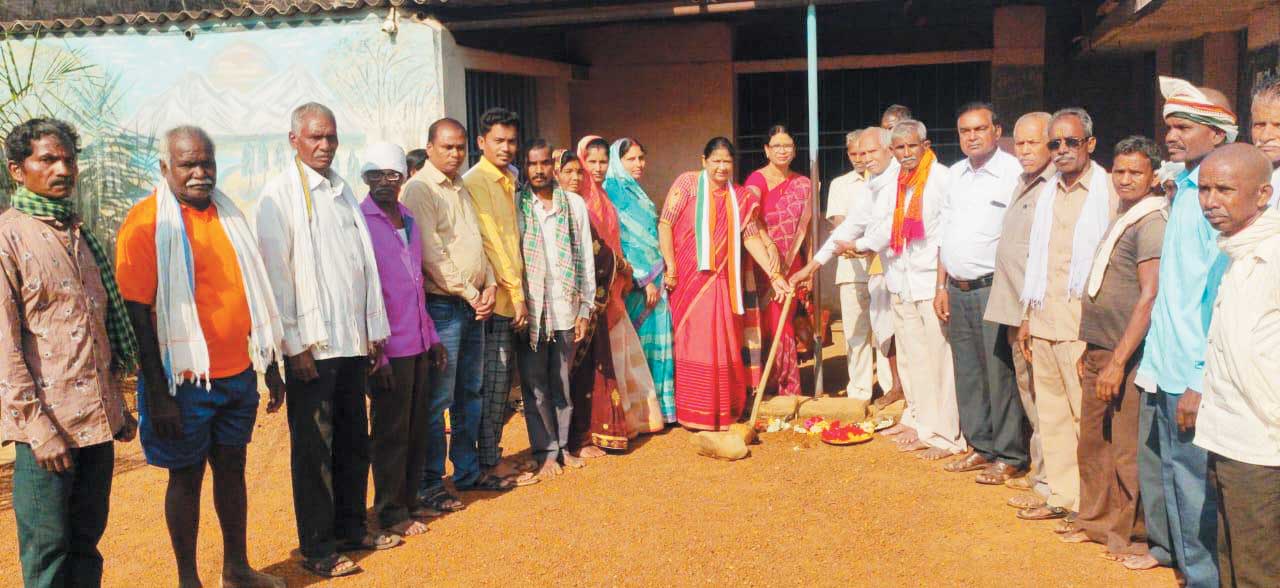 रसोई घर निर्माण  के लिए भूमिपूजन