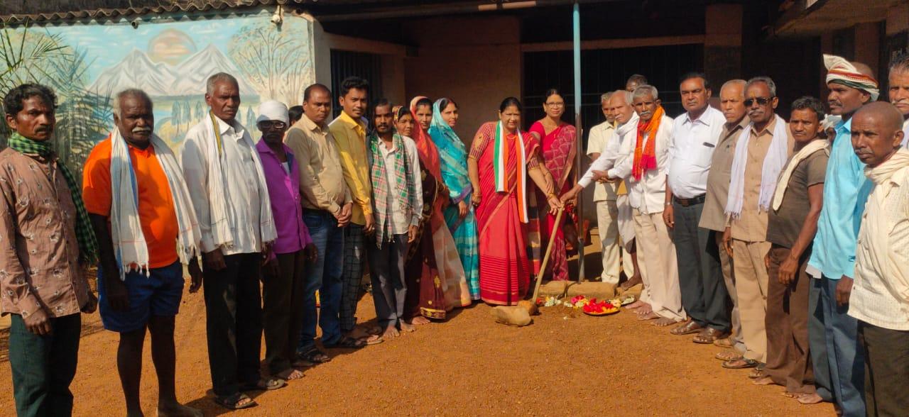 रसोई घर निर्माण  के लिए भूमिपूजन