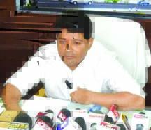 महापौर की नाक के नीचे हो गया   27 करोड़ का होर्डिंग घोटाला 