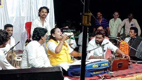 धुमधाम से मनी बुद्ध जयंती, स्वरा की कव्वाली से झुमे लोग