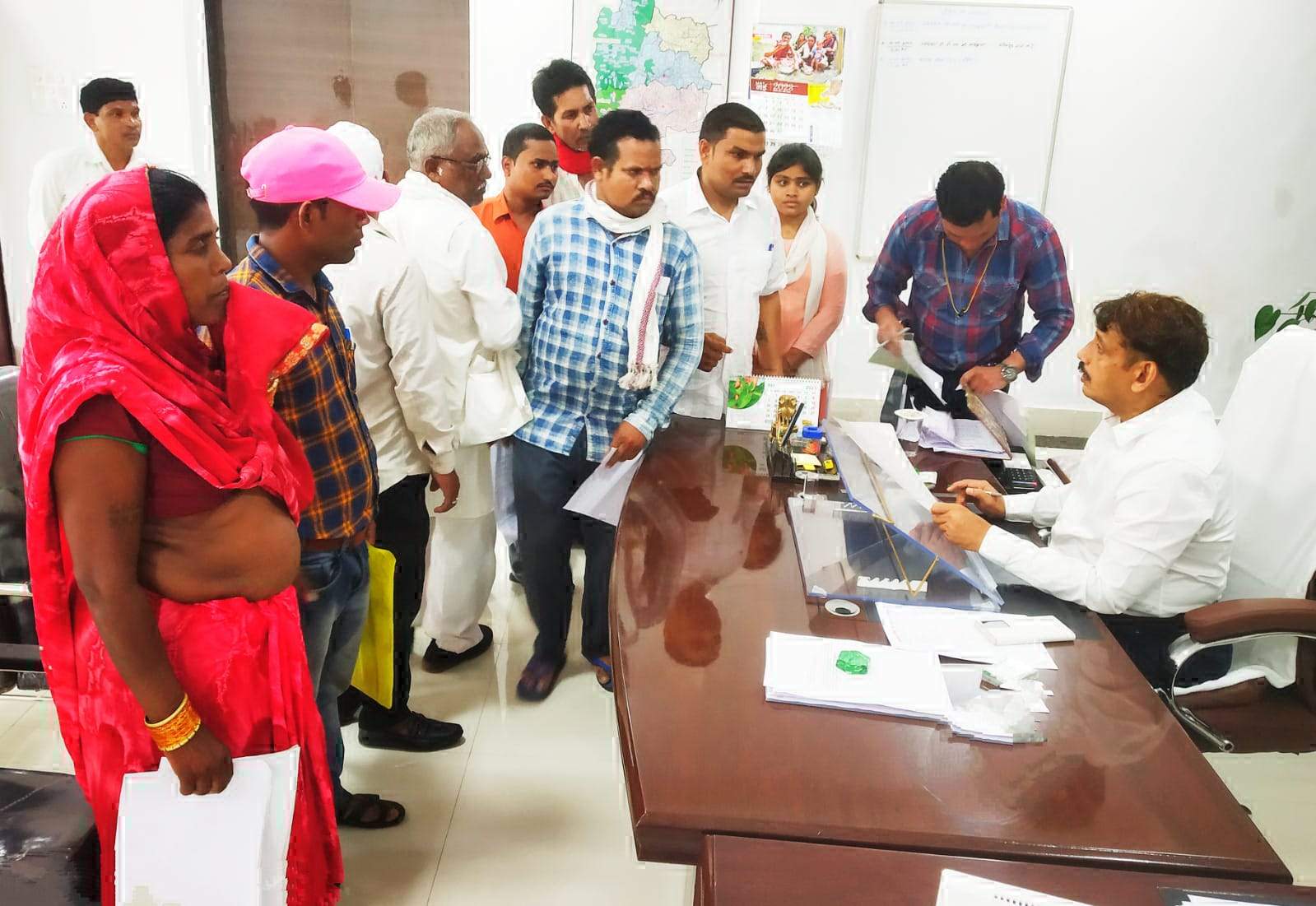 नए कलेक्टर का पहला जनदर्शन, राजस्व का एक प्रकरण निराकृत