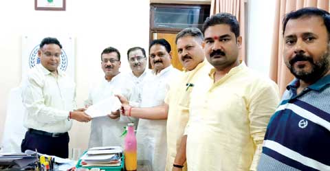 कांग्रेस ने शराब निर्माताओं के खिलाफ की ईओडब्लू में शिकायत