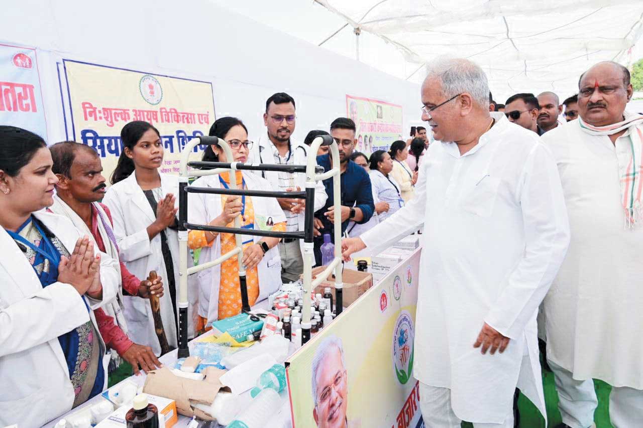 छत्तीसगढ़ ने लघु वनोपज के संग्रहण में देश में पहले स्थान पर अपनी पहचान बनाई-भूपेश