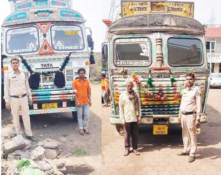 डेढ़ लाख से अधिक की स्क्रैप,ट्रक के साथ दो गिरफ्तार