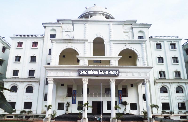 प्लेसमेंट कर्मियों की हाजरी में गड़बड़ी, तत्कालीन स्वास्थ्य अधिकारी निलंबित 