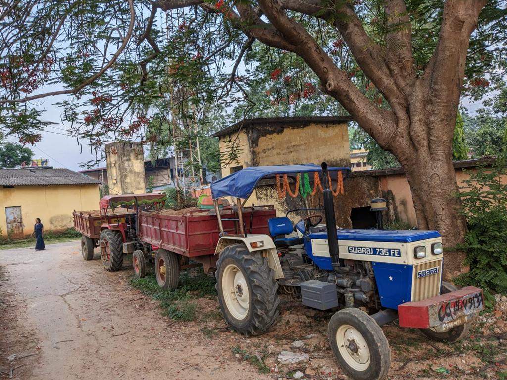 अवैध रेत खुदाई-परिवहन, 6 गाडिय़ां जब्त