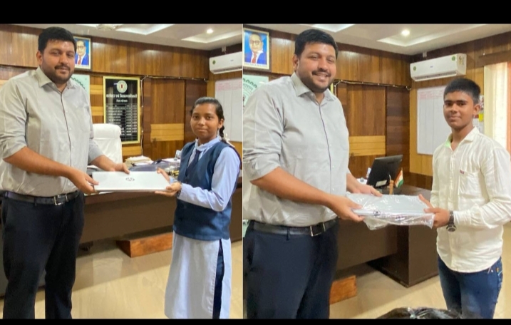 प्रतिभावान विद्यार्थियों को लैपटॉप प्रतिभावान विद्यार्थियों को लैपटॉप