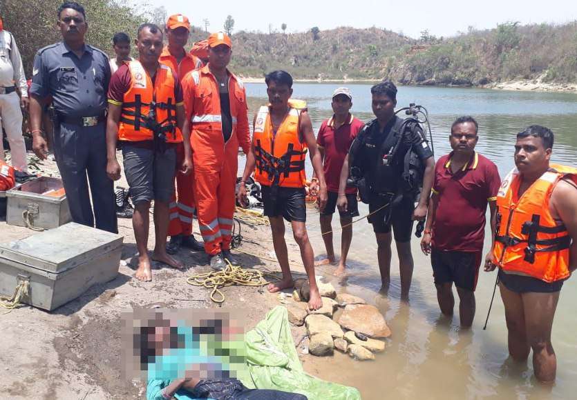 2 सगी बहनों की डूबकर मौत 