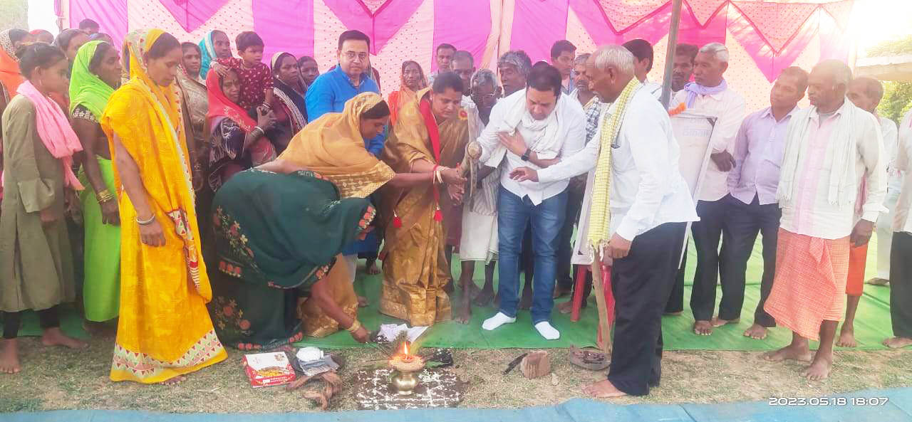 विधायक छन्नी ने किया निर्माण कार्यों का भूमिपूजन विधायक छन्नी ने किया निर्माण कार्यों का भूमिपूजन