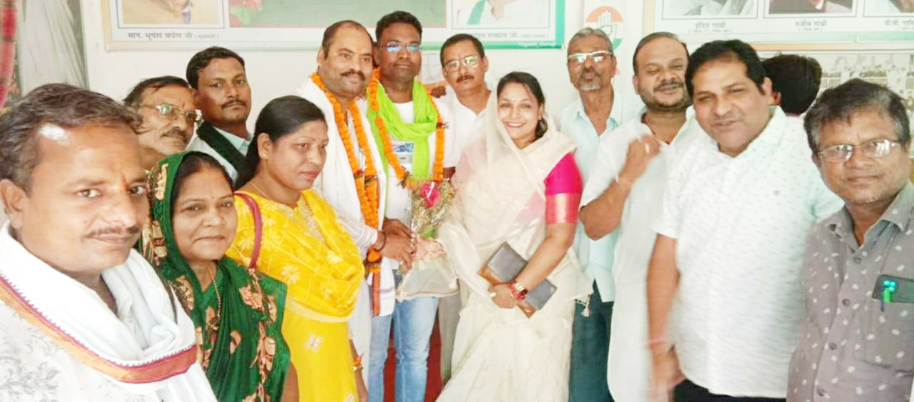 कांग्रेसियों ने लिया राजीव के बताए मार्ग पर चलने का संकल्प