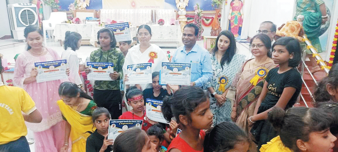 व्यक्तित्व को निखारने सकारात्मक सोच और आत्मविश्वास जरूरी-एल्मा व्यक्तित्व को निखारने सकारात्मक सोच और आत्मविश्वास जरूरी-एल्मा