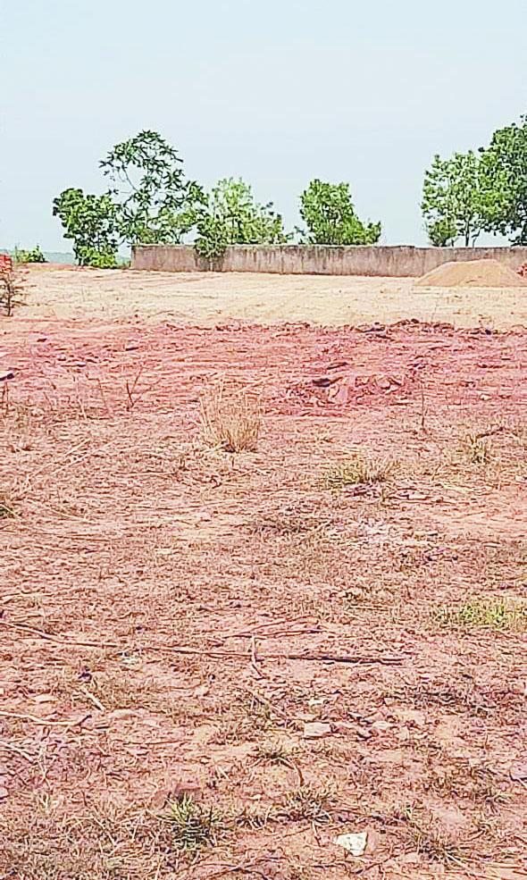 शासकीय भूमि पर अवैध कब्जा कर ढाबा निर्माण, कलेक्टर से शिकायत