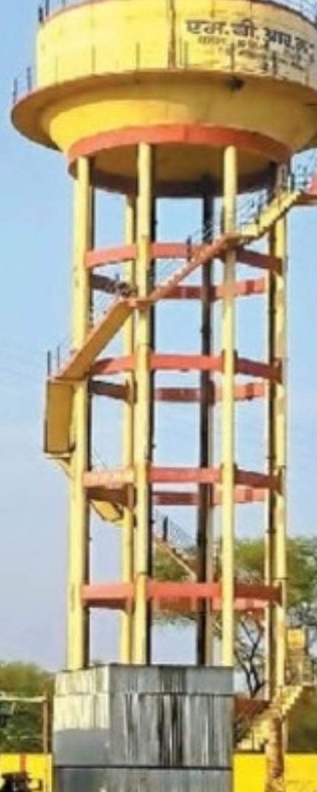 भीषण गर्मी में दिया जा रहा एक टाइम पानी, समय में भी कर दी 15 मिनट की कटौती 