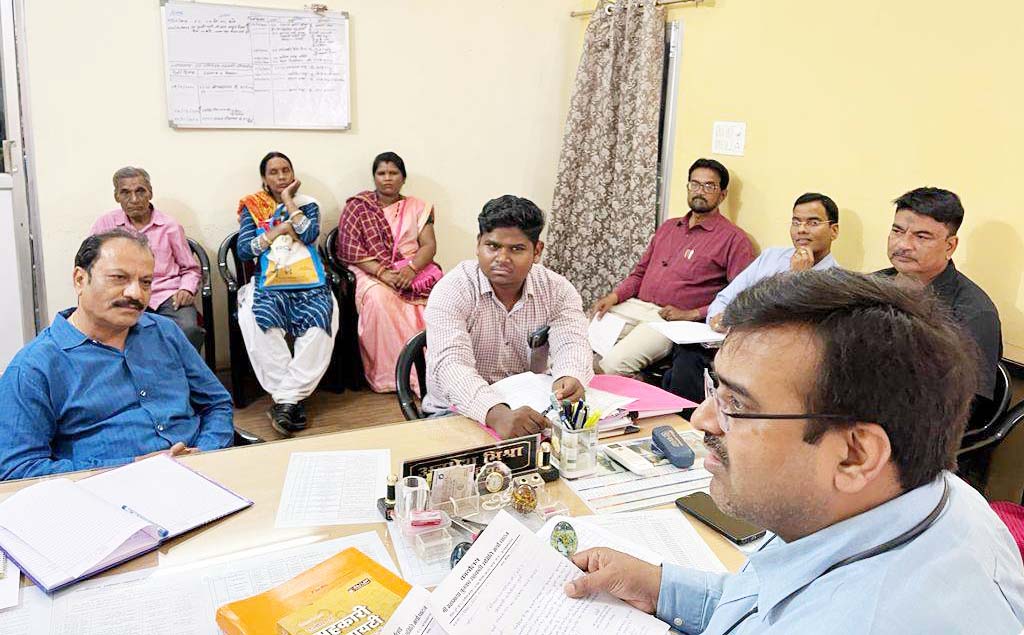 बुनकर सहकारी समितियों के प्रबंधकों को दिया प्रशिक्षण बुनकर सहकारी समितियों के प्रबंधकों को दिया प्रशिक्षण