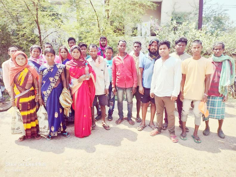 वन विभाग के अफसरों पर आदिवासियों से मारपीट के आरोप 