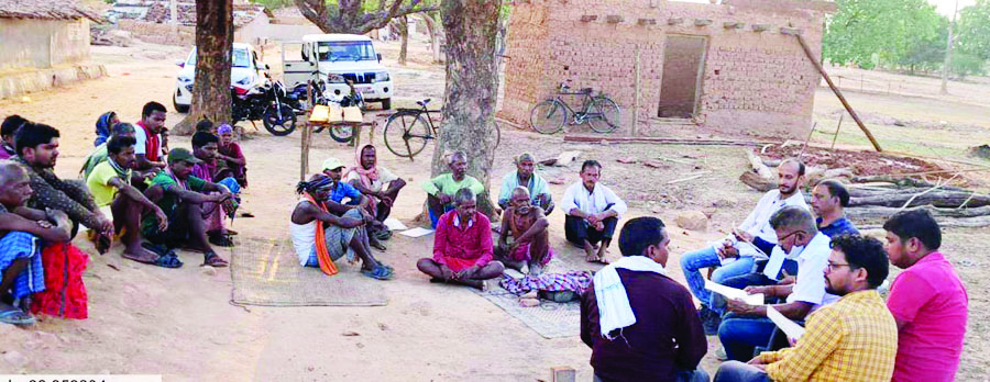 जिले में खरीफ फसल निर्धारण के लिए ग्रामवार कृषक चौपाल