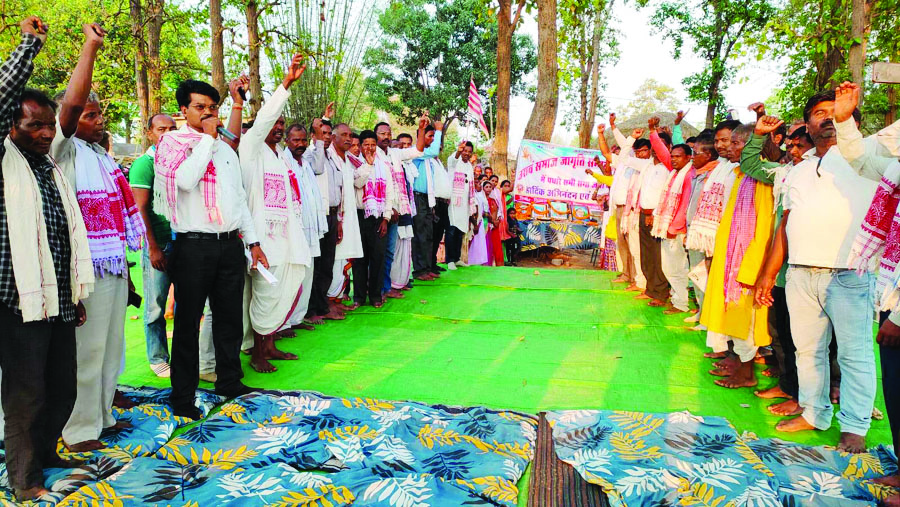 संगठन को मजबूत करने  उराँव समाज का बैठक