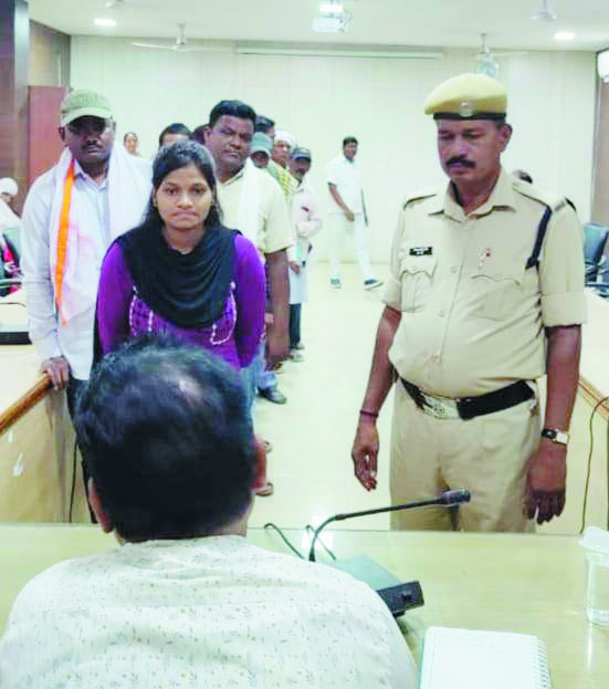 नागरिकों की समस्याएं सुन निराकरण का दिया आश्वासन