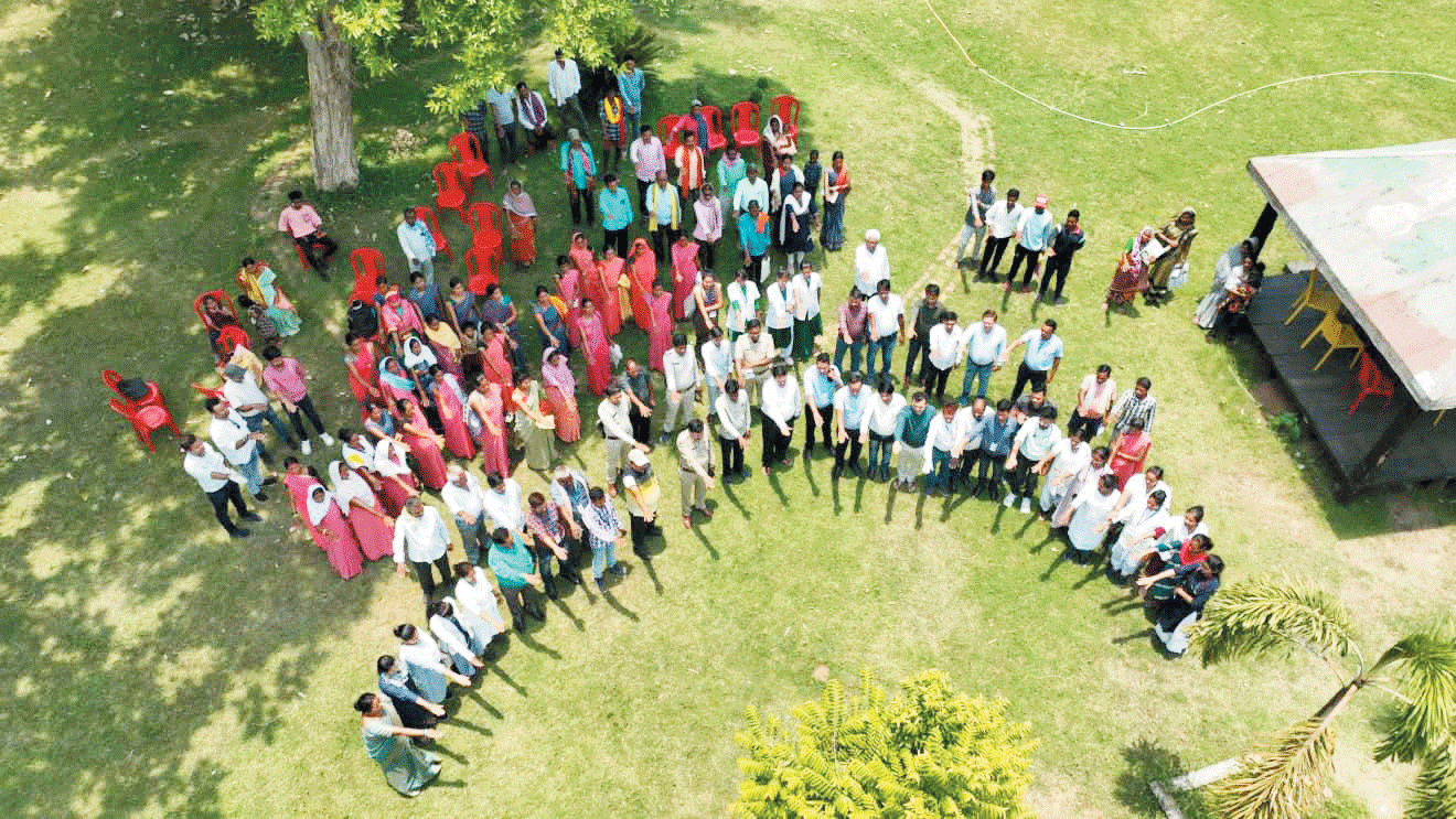 वनांचल ग्राम बारनवापारा में नि:शुल्क स्वास्थ्य शिविर, 250 से अधिक लाभान्वित