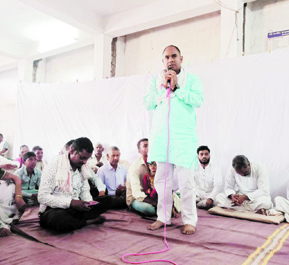 अपनी कृतियों से सामाजिक बुराइयों को दूर करने वाले महान संत थे कबीर साहेब-डीपेंद्र