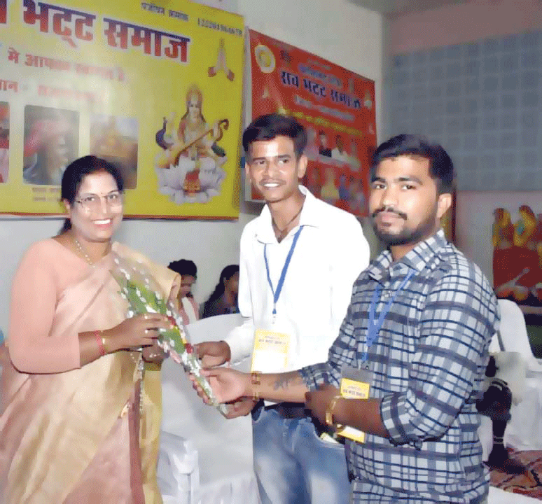 राव-भट्ट समाज का महासम्मेलन, पूर्व मुख्यमंत्री हुए शामिल राव-भट्ट समाज का महासम्मेलन, पूर्व मुख्यमंत्री हुए शामिल