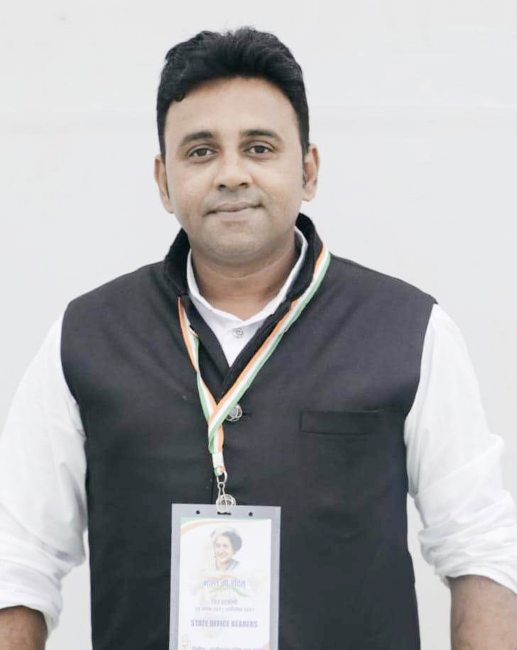 बस्तर भाजपा यह स्पष्ट करें वो गांधी को मानने वाले हैं या उनके हत्यारे गोडसे को-जावेद