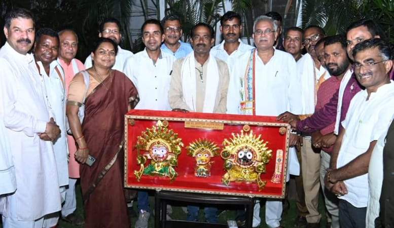 बस्तर गोंचा पर्व में शामिल होने सीएम को दिया न्यौता