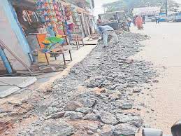 लटुवा में जेजेएम अधूरा छोड़ा ठेकेदार ने