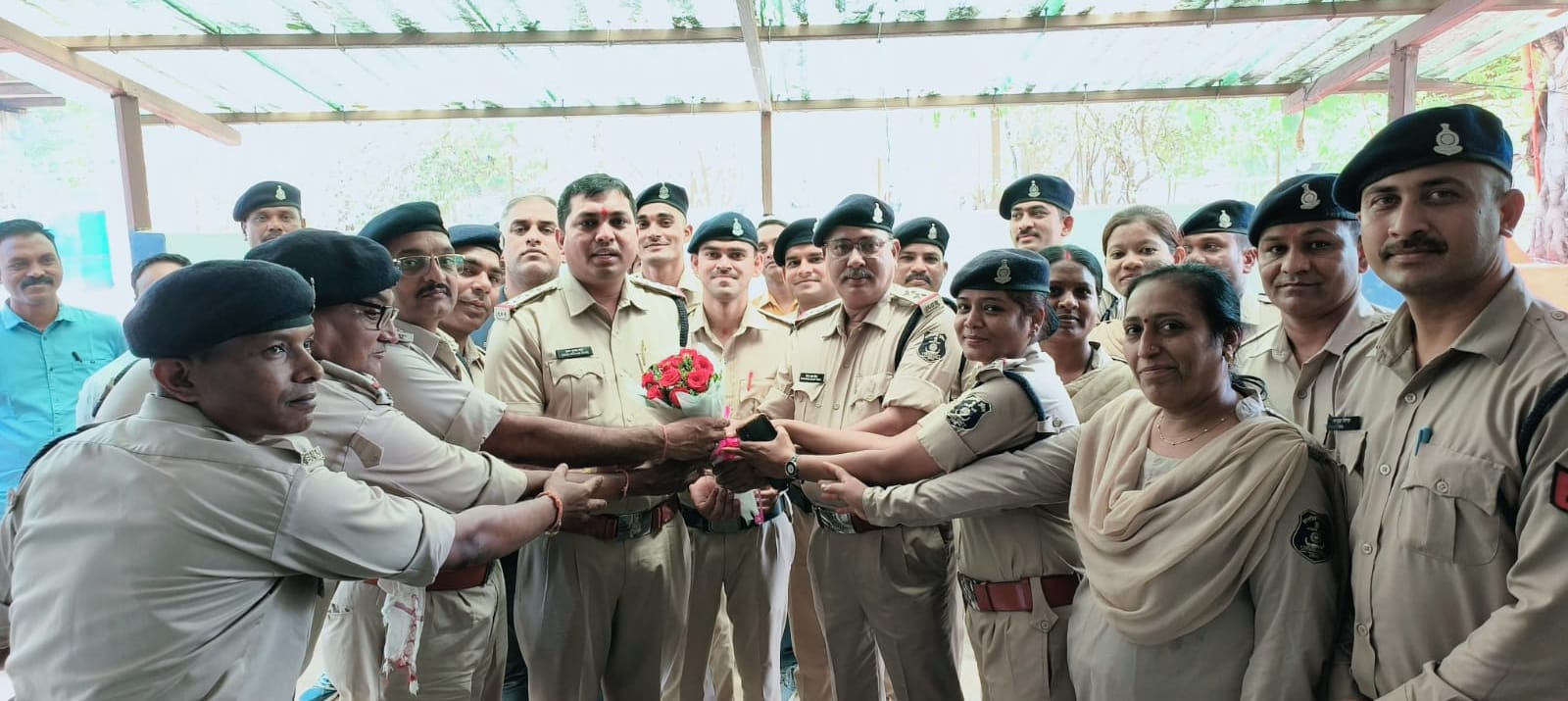 कोतवाली के नए प्रभारी एमन ने सम्हाला पदभार कोतवाली के नए प्रभारी एमन ने सम्हाला पदभार