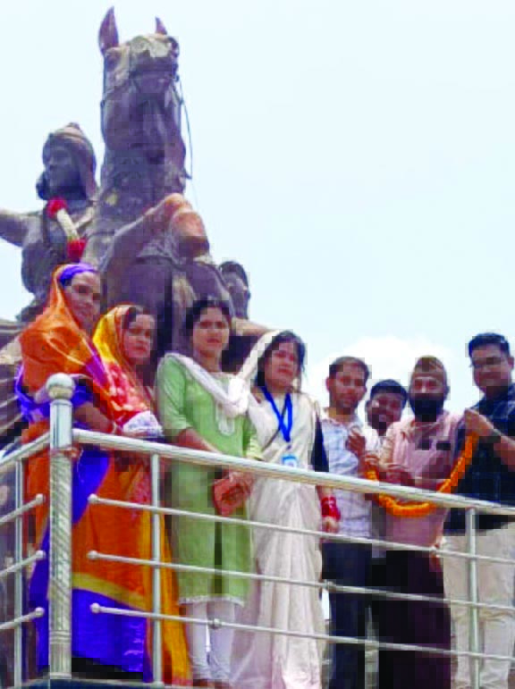 वीरांगना रानी लक्ष्मीबाई का बलिदान दिवस पर श्रद्धांजलि