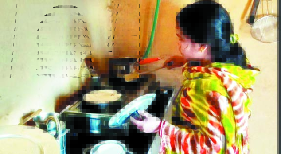 माधवी बनी ‘दीदी की रसोई’ वाली दीदी