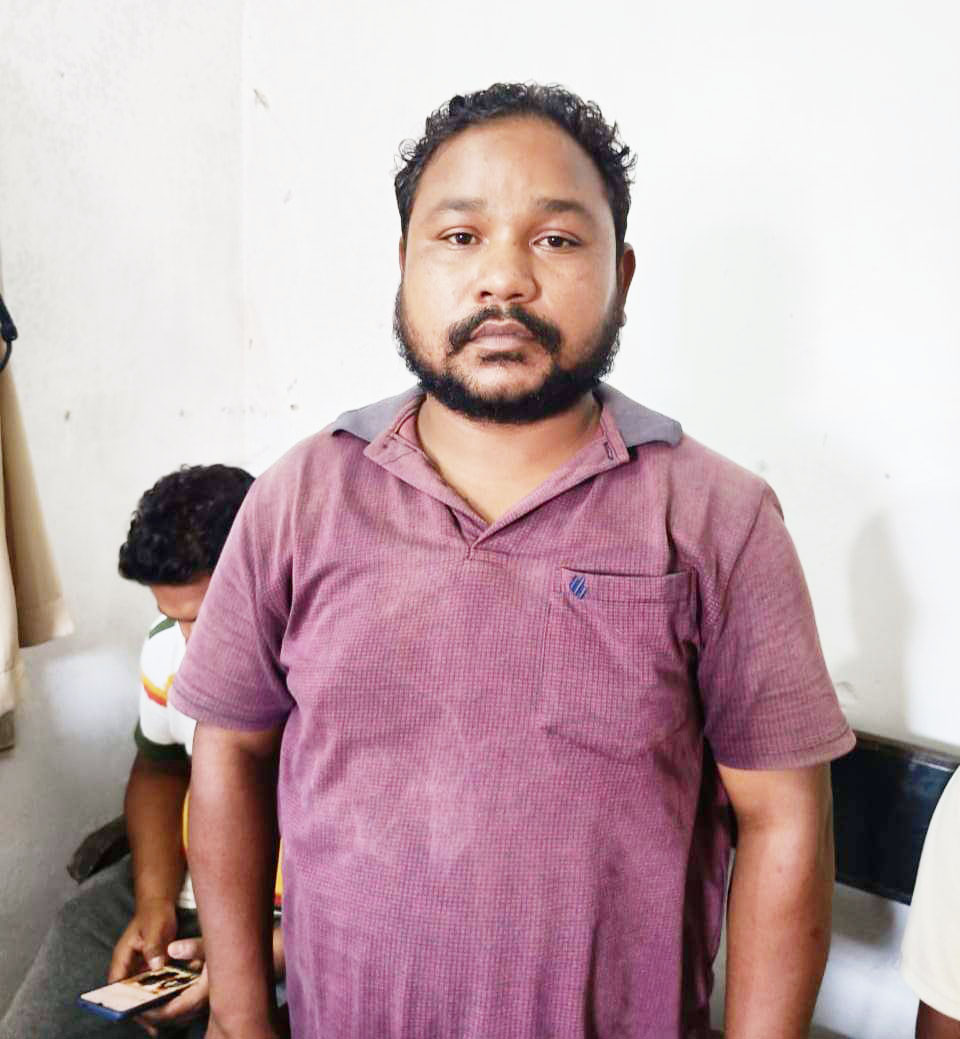 फेसबुक पर दोस्ती, शादी का झांसा दे रेप, बंदी