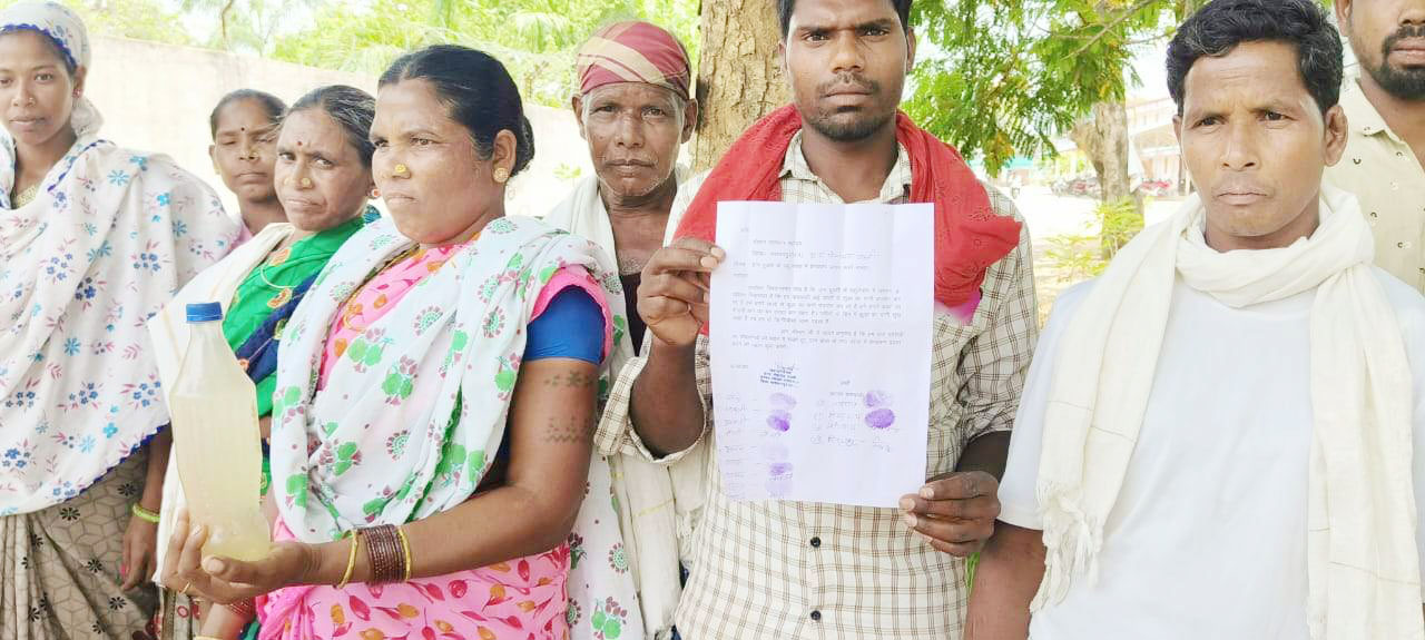 अमृतकाल में बूंद-बूंद पानी पर आफत, गंदा पानी पीने को मजबूर दुडमी के ग्रामीण