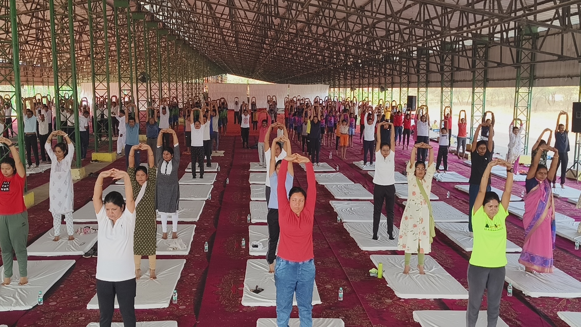योग कर दिया निरोग रहने का संदेश योग कर दिया निरोग रहने का संदेश