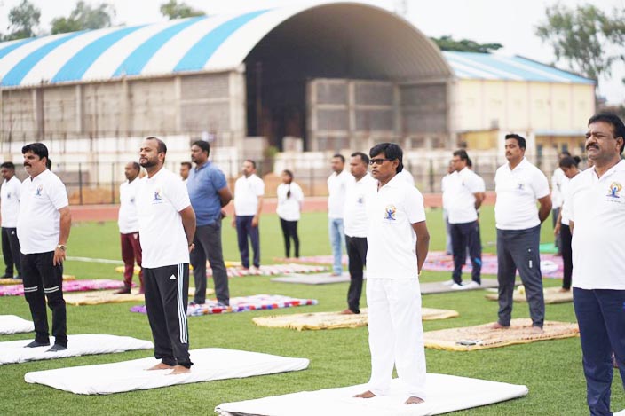 हमारे देश की पुरानी संस्कृति व परम्परा है योग-रेखचंद