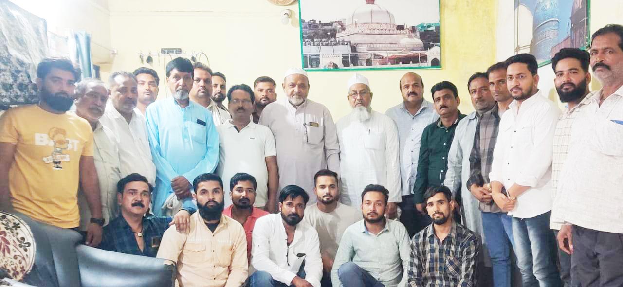 जिला कुरैशी समाज का गठन  मकबूल सदर और तनवीर सेक्रेट्री