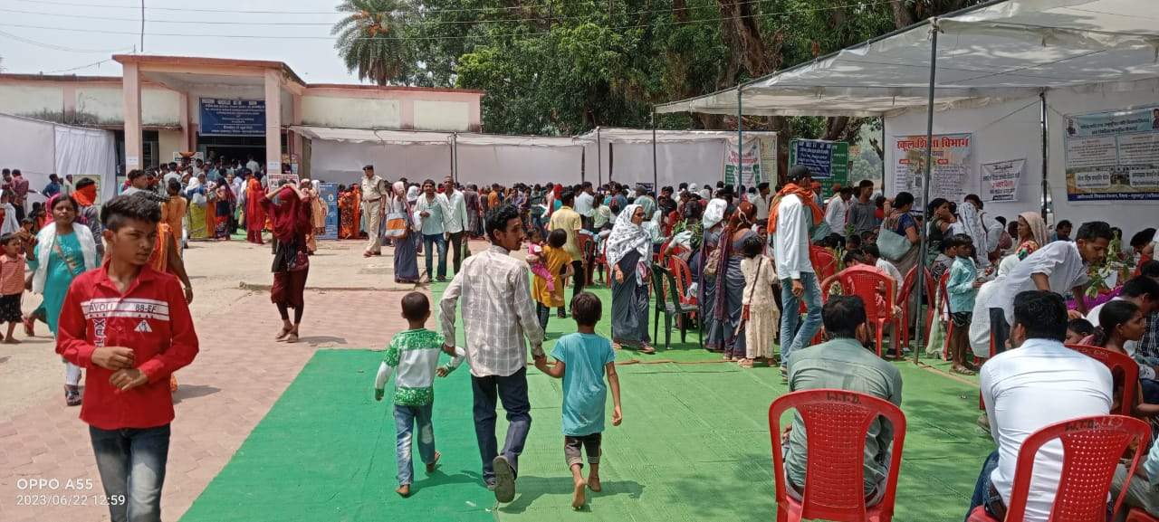 शिविर में आधे लोगों की नहीं  हुई सुनवाई, बैरंग लौटे