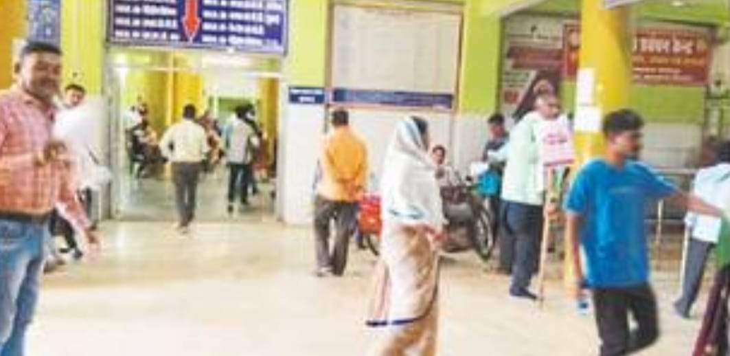 जिला अस्पताल को 10 साल में नहीं मिली सिटी स्कैन मशीन, भटक रहे मरीज